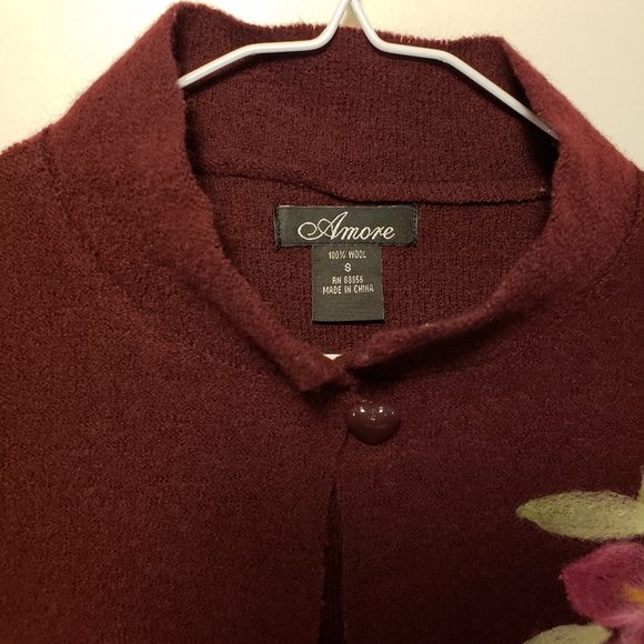 Amore Floral Wool Cropped Shrug Cardigan - Picture 7 of 7